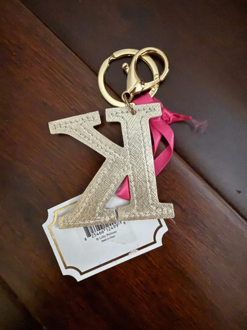 NWT Lilly Pulitzer K keychain in Suite Views